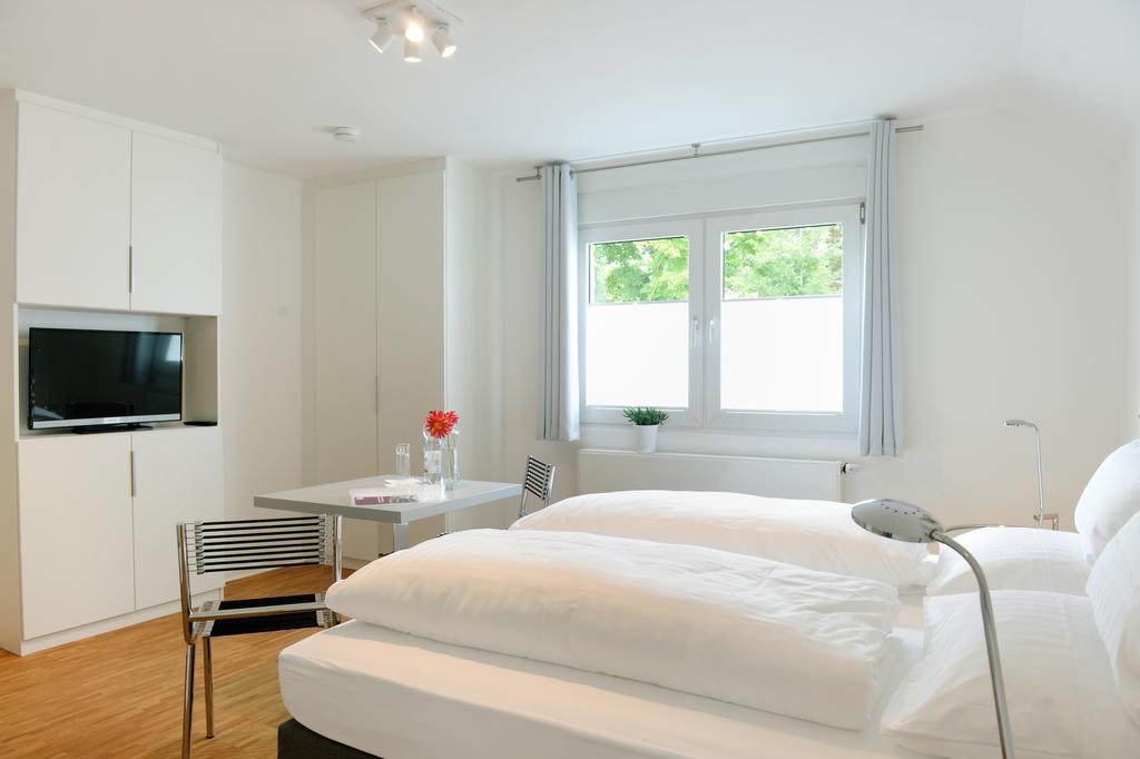 Bed & Breakfast เมียร์บุช ภายนอก รูปภาพ
